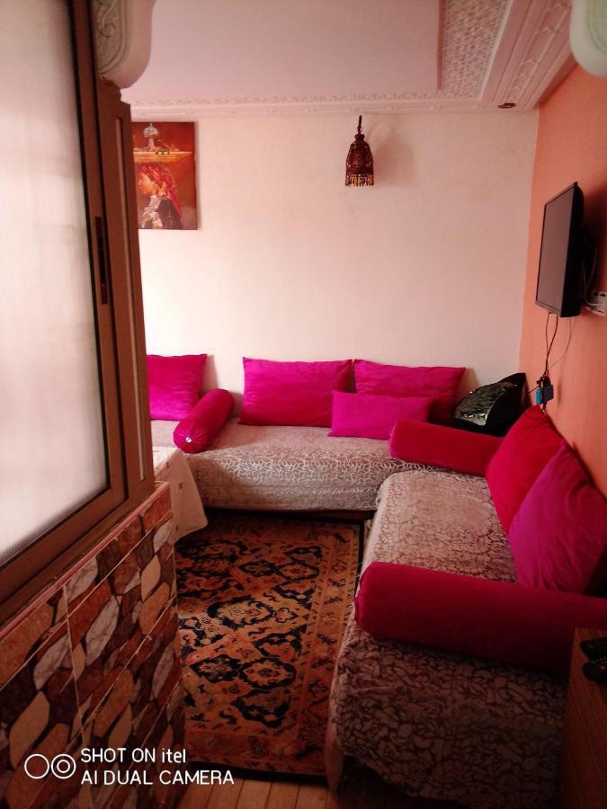 Studio Amine Avec Une Terasse Privee Rabat Esterno foto
