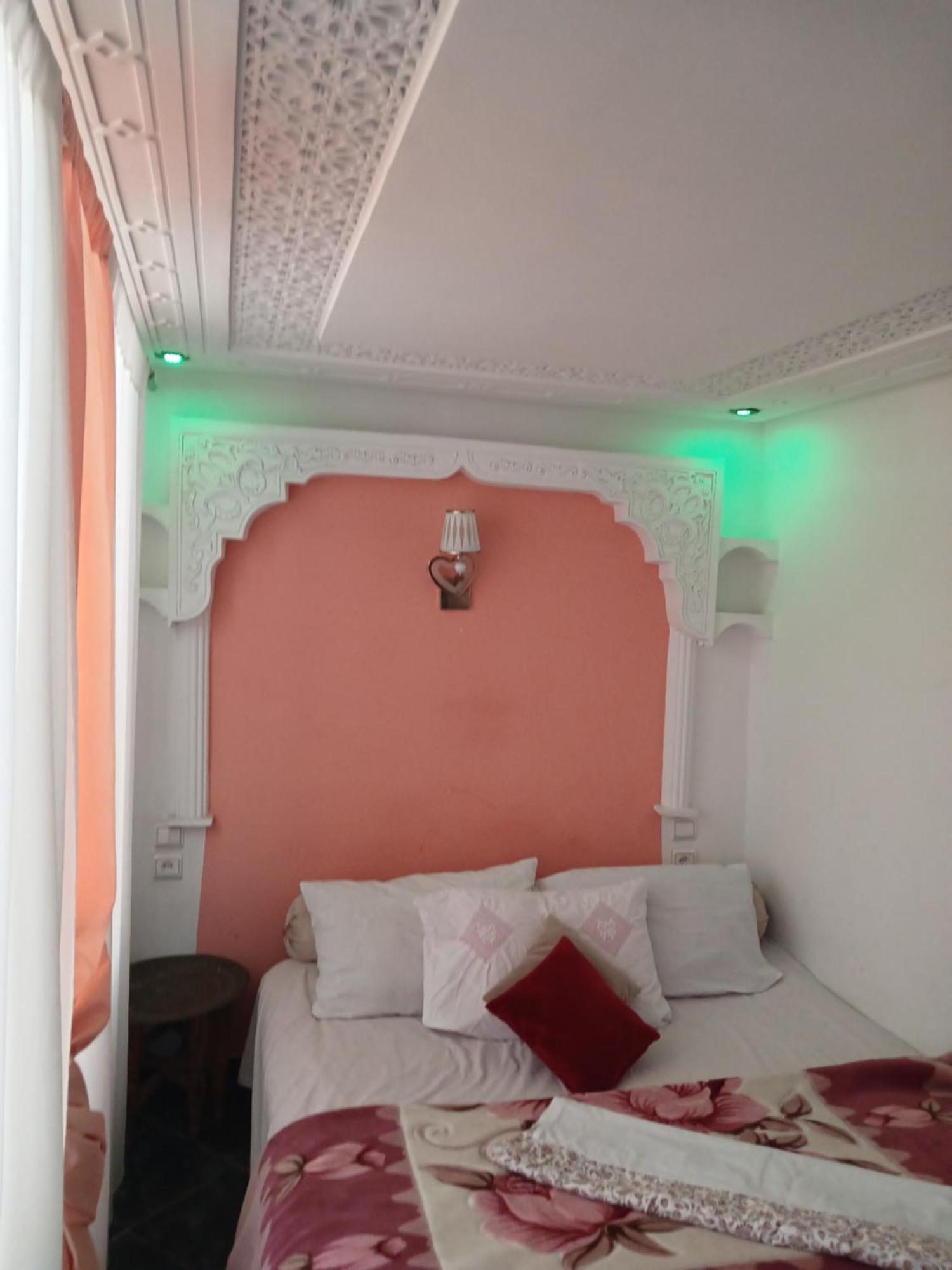 Studio Amine Avec Une Terasse Privee Rabat Camera foto
